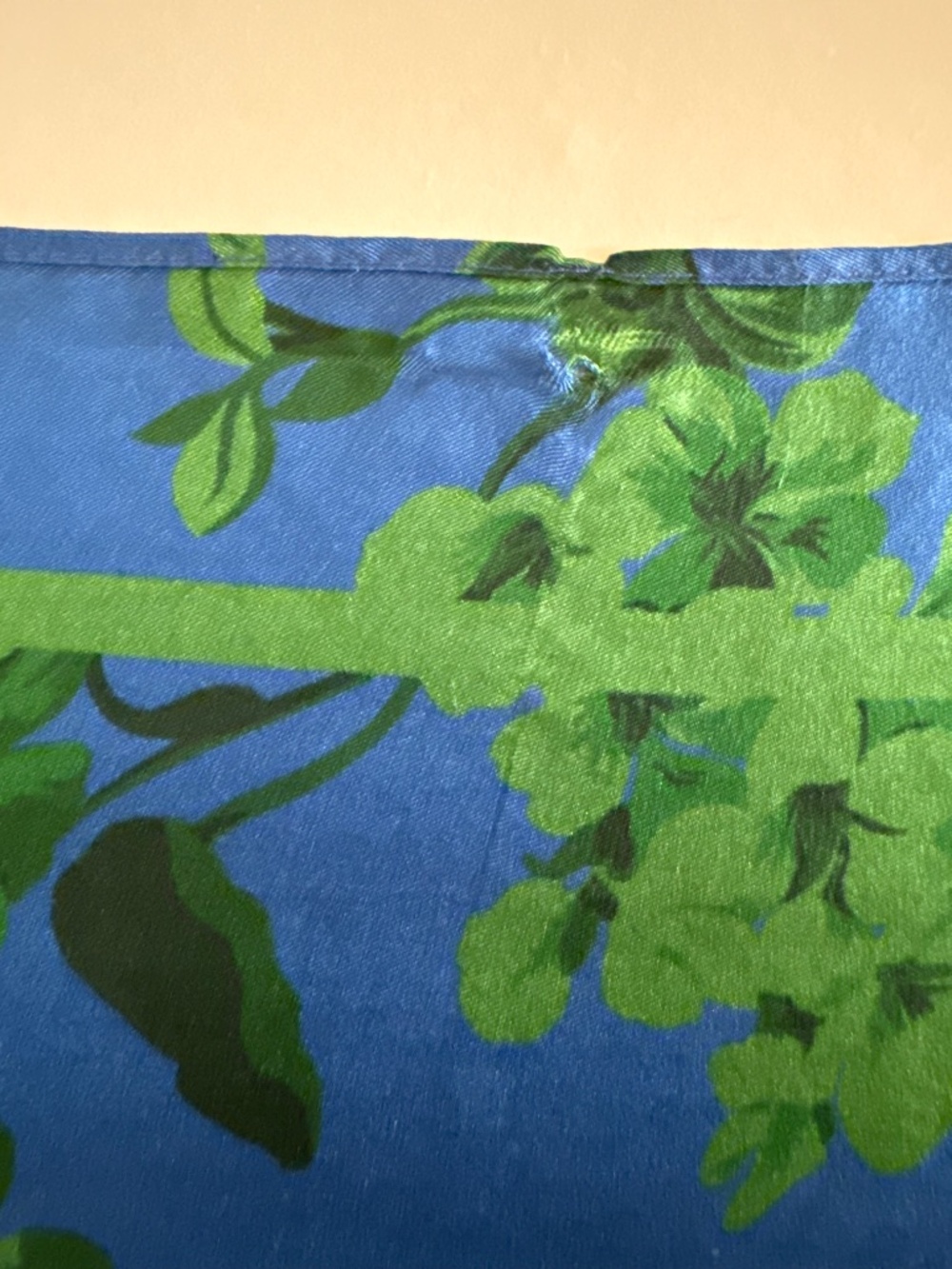 NWOT Ann Taylor 100% Silk Square Scarf Modern Vibrant Floral - Picture 8 of 12